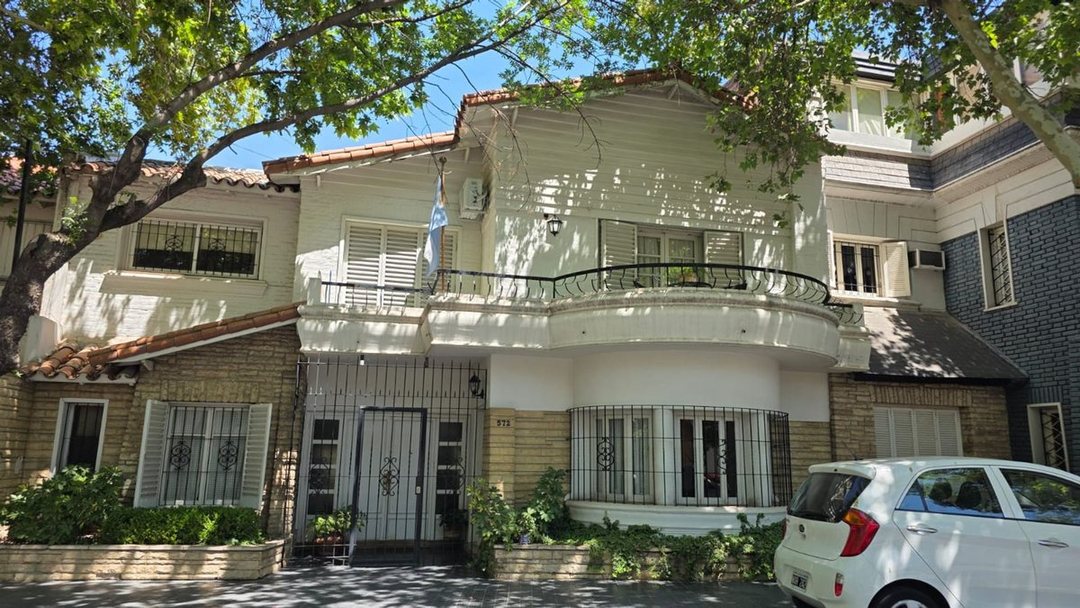 CASA EN VENTA 5TA IDEAL VIVIENDA O USO COMERCIAL