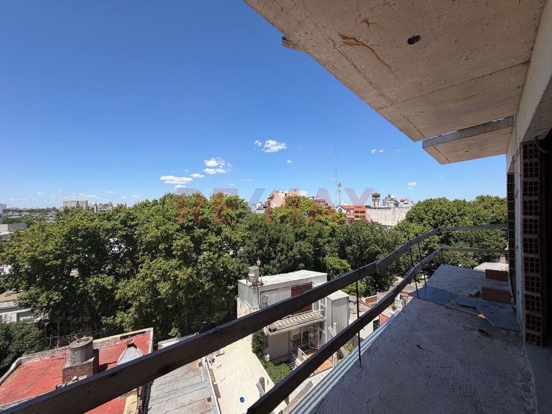 Venta monoamb con balcón  en Villa Ortúzar