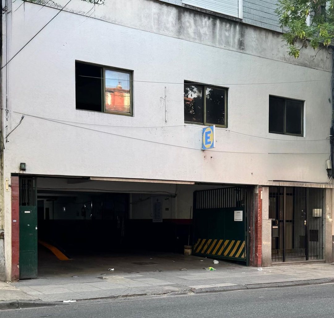 Venta Edificio de Cocheras 100% ALQUILADO!!