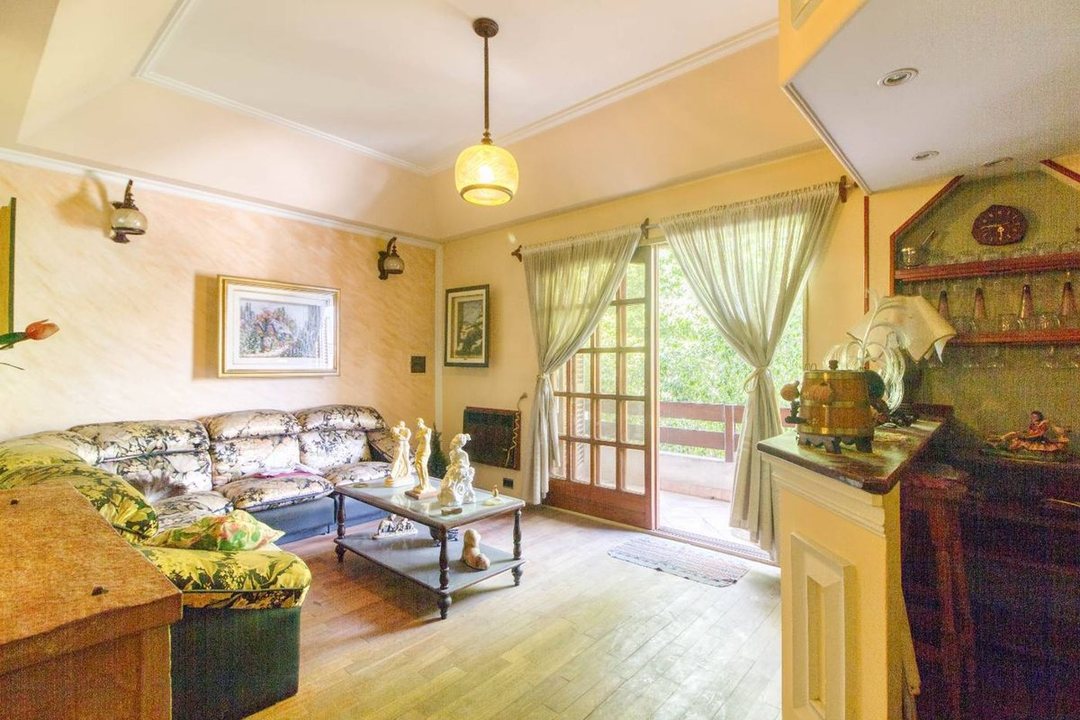 Venta casa 3 amb+Dep+Deposito C/Coch- B° Naon