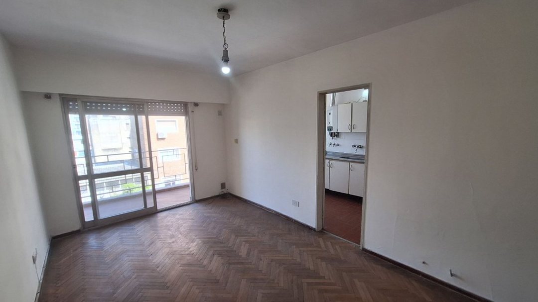 VENTA DEPARTAMENTO A RECICLAR 1 DORMITORIO LOURDES