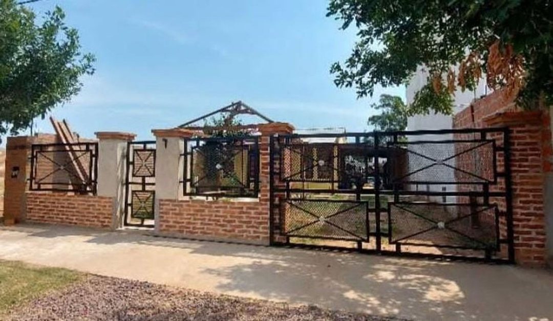 CASA EN VENTA 4 AMBIENTES BELLA VISTA CORRIENTES