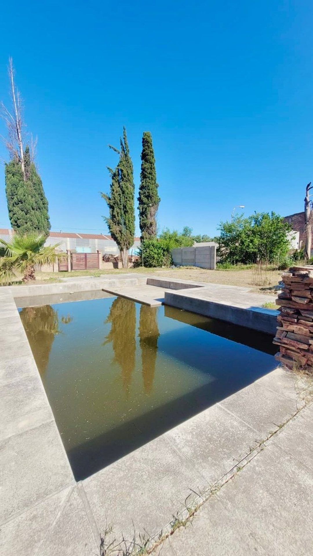 VENTA 3 LOTES 746,7m2 PILETA  - ROLDAN