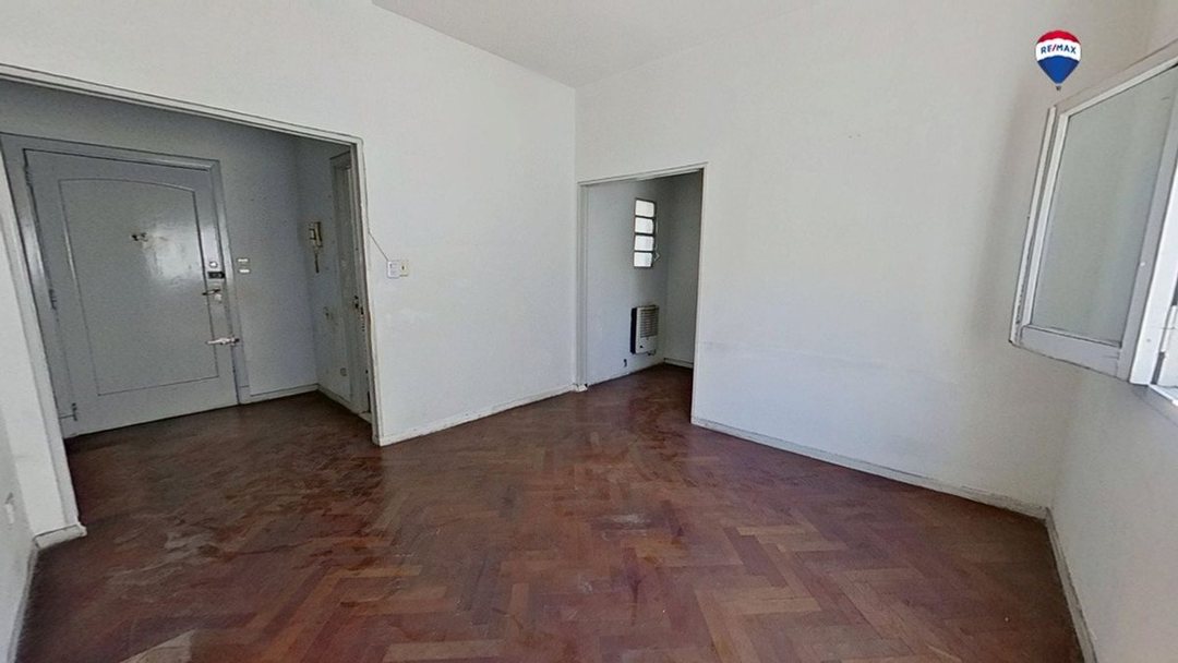 VENTA PH 2 AMBIENTES 1 PISO POR ESCALERA ALMAGRO