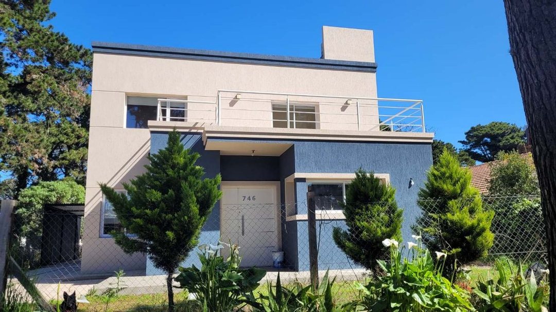 CASA EN VENTA EN OSTENDE