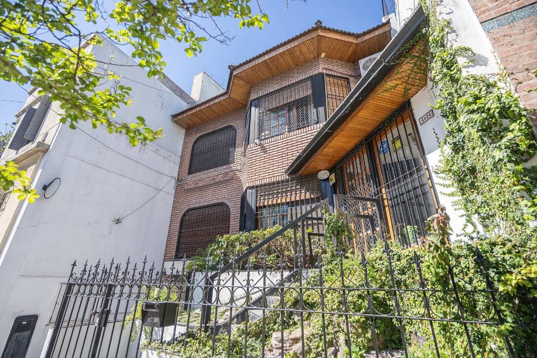 Hermosa Casa 4 amb en Parque Chacabuco!!!