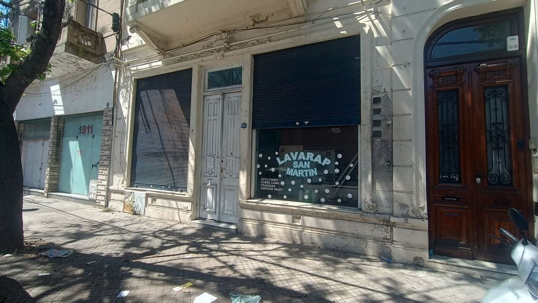 VENTA - LOCAL + CASA A RECICLAR ABASTO