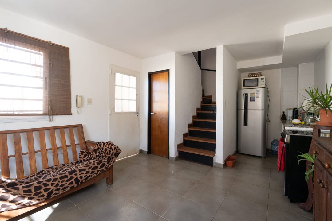 Dúplex con patio en venta La Plata