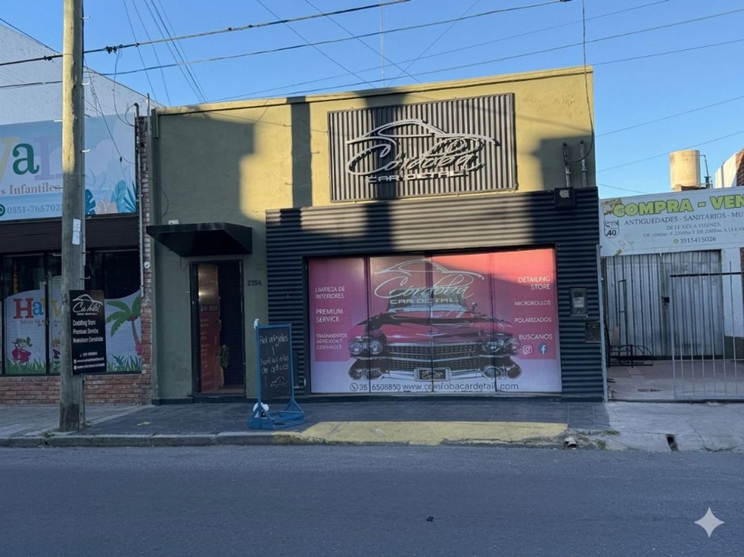 VENDE LOCAL COMERCIAL 100m2 + DEPTO 2 DORM
