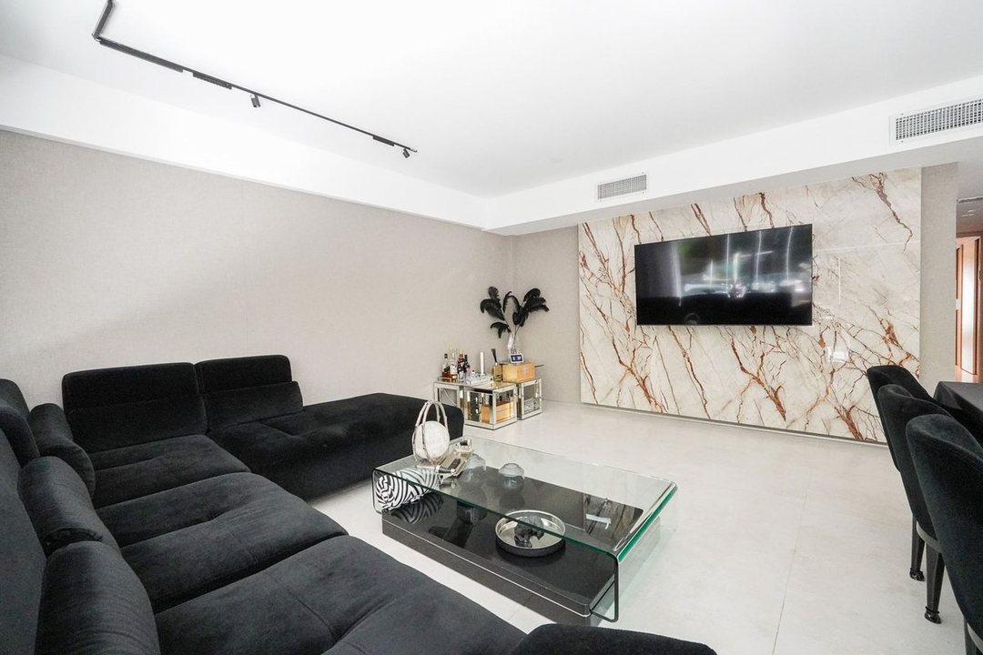 DEPARTAMENTO 3 AMBIENTES VENTA PALERMO COCHERA