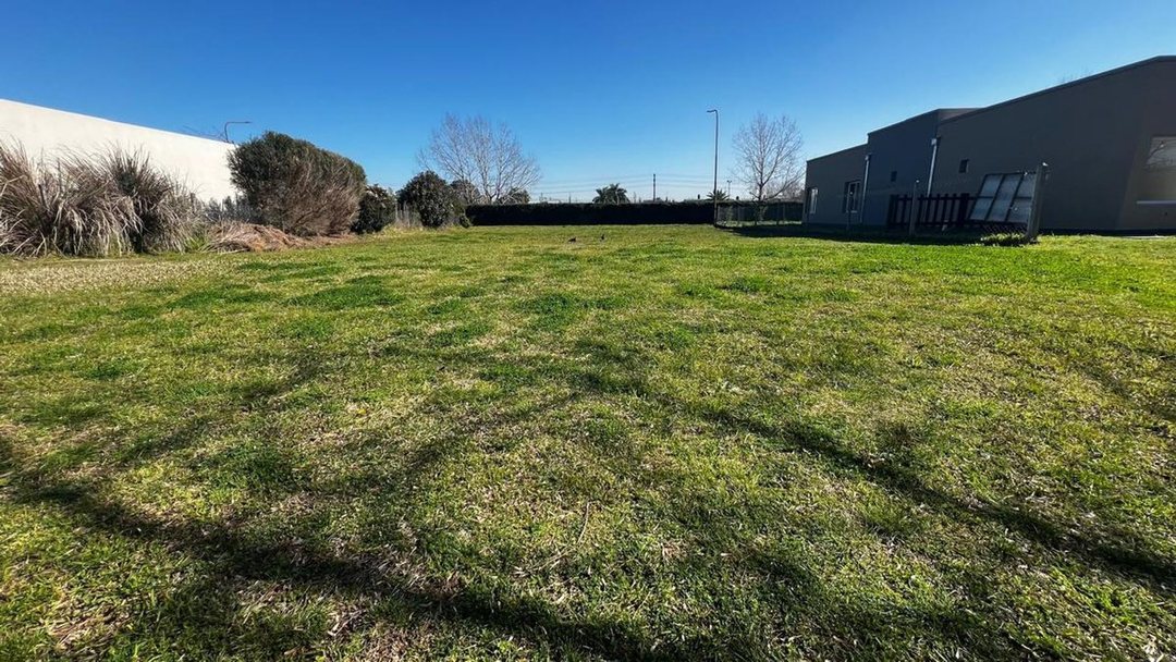 LOTE EN VENTA BARRANCAS DE IRAOLA