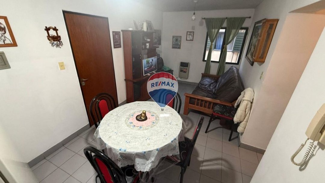 VENTA DPTO. 3 DORM. AV. 19 DE ABRIL B° CENTRO