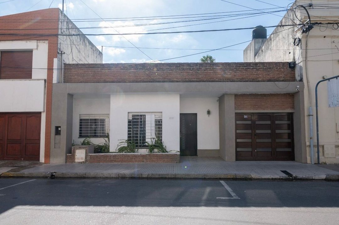 Casa en venta – Microcentro. Apta crédito.