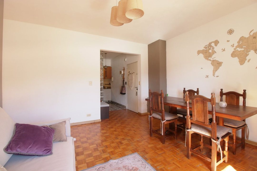DEPARTAMENTO DE 3 AMBIENTES Y MEDIO VENTA FLORES