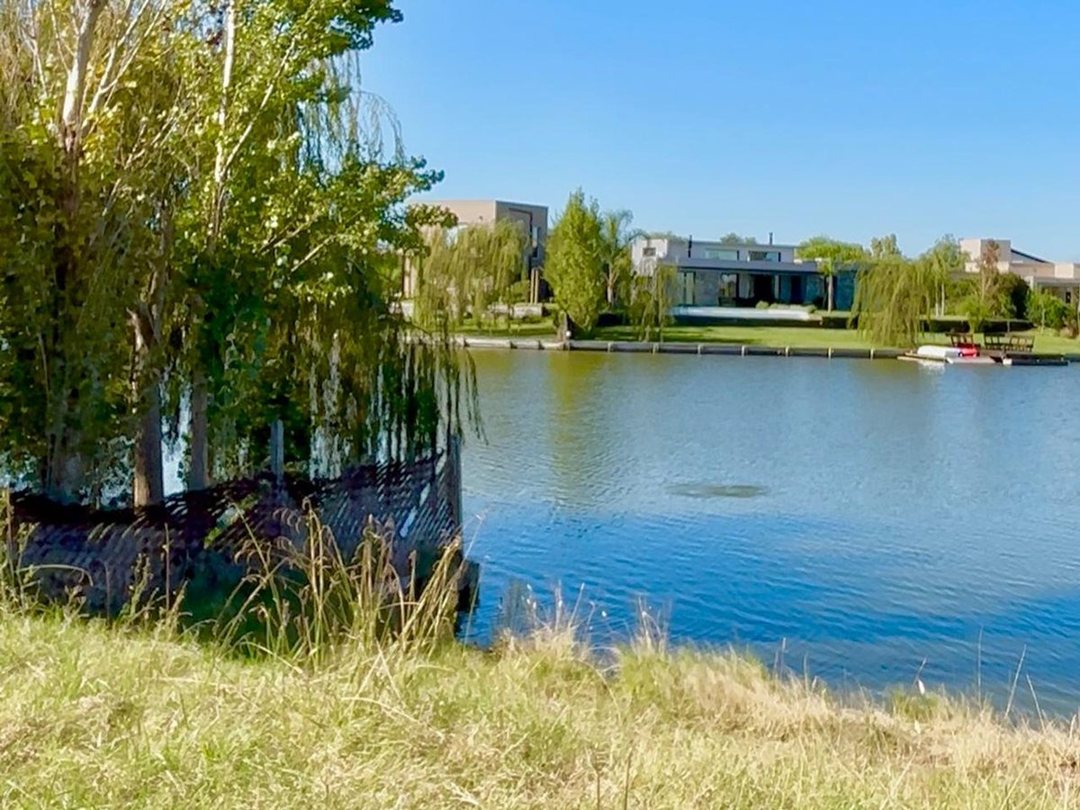 Venta Lote Area 6 San Sebastian vista laguna Finc