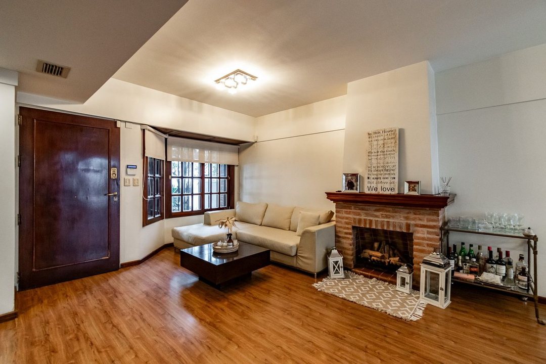 VENTA TRIPLEX 5 AMBIENTES EN VILLA DEL PARQUE