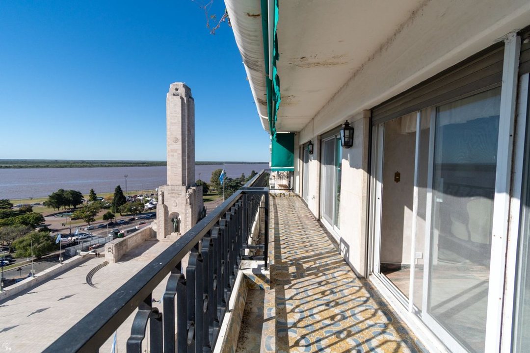 DEPARTAMENTO EN VENTA TRES DORMITORIOS