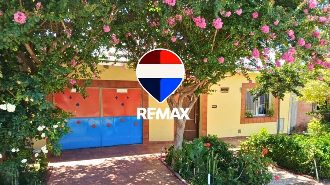 CASA 2 DORMITORIOS VENTA BARRIO LA LOMA