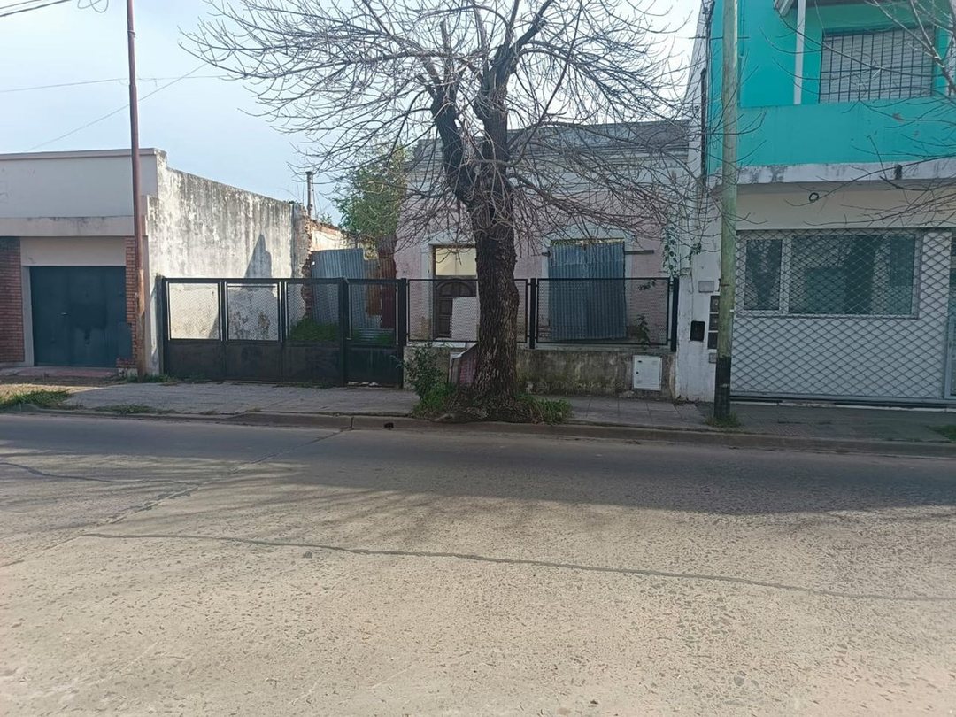 VENTA TERRENO CENTRO DE LUJAN A 400 MTS BASILICA