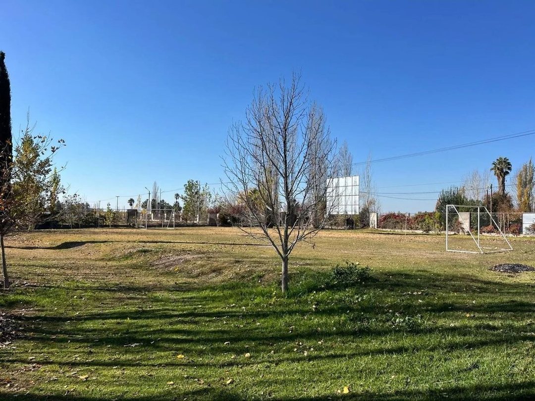 VENTA  LOTE EN BARRIO PRIVADO ÁLAMOS EN MAIPÚ