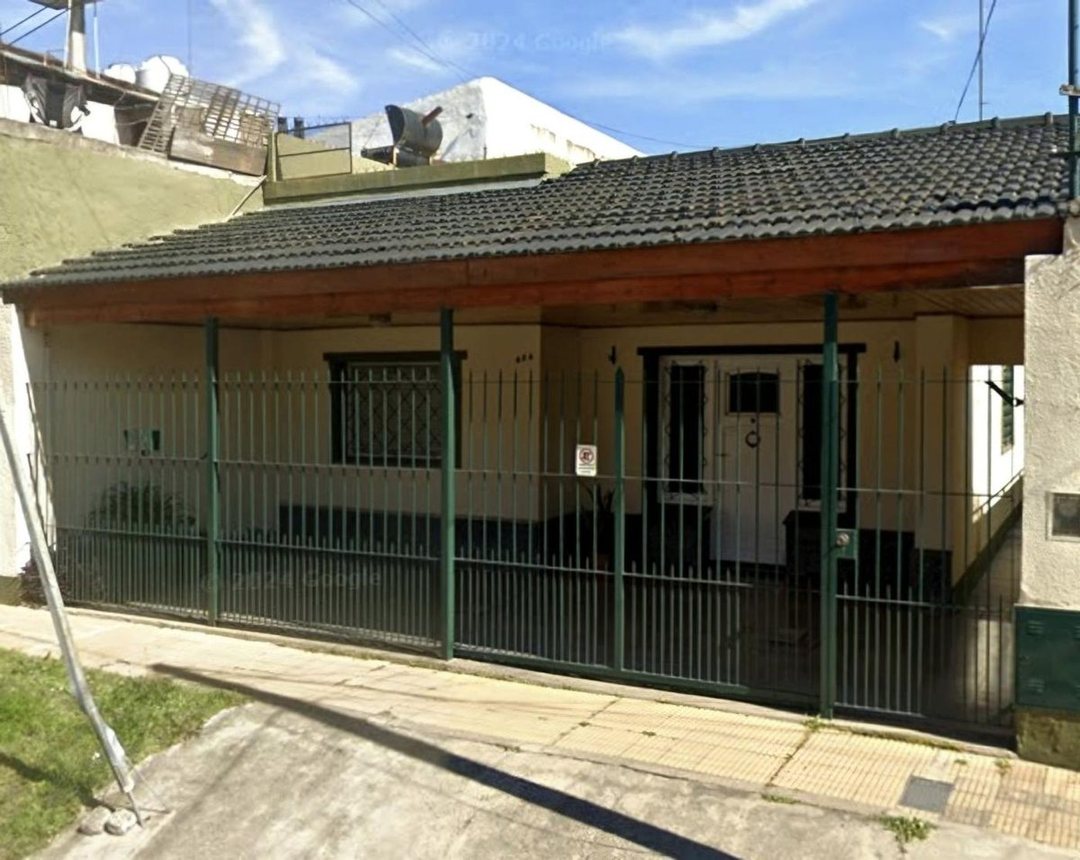 CASA 3 AMBIENTES EN VENTA EZEIZA