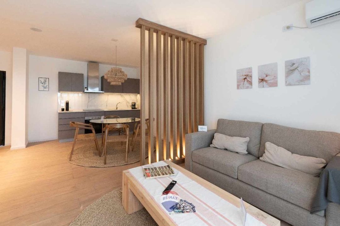 Vende Dos amb. Brickell Remeros balcón, pileta sum
