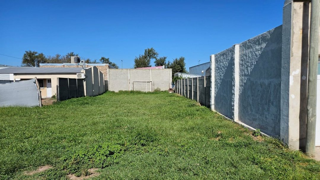 VENTA / LOTE / BARRIO LOS NOGALES / RAFAELA