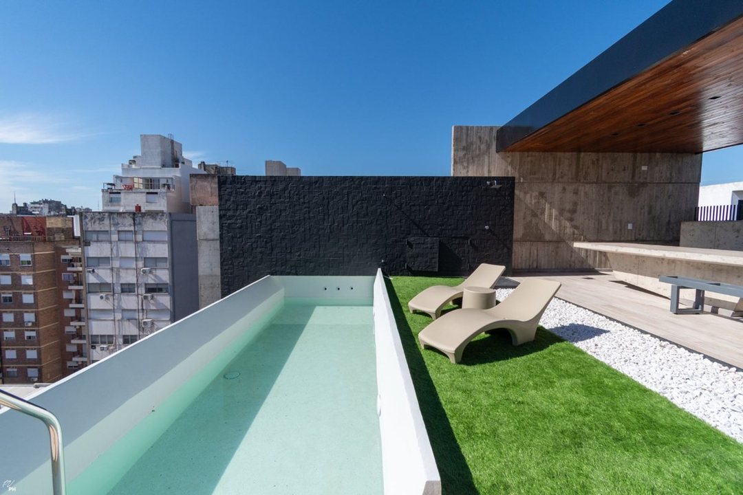 VENTA DEPARTAMENTO 3 DORMITORIOS CON BALCON CORRID