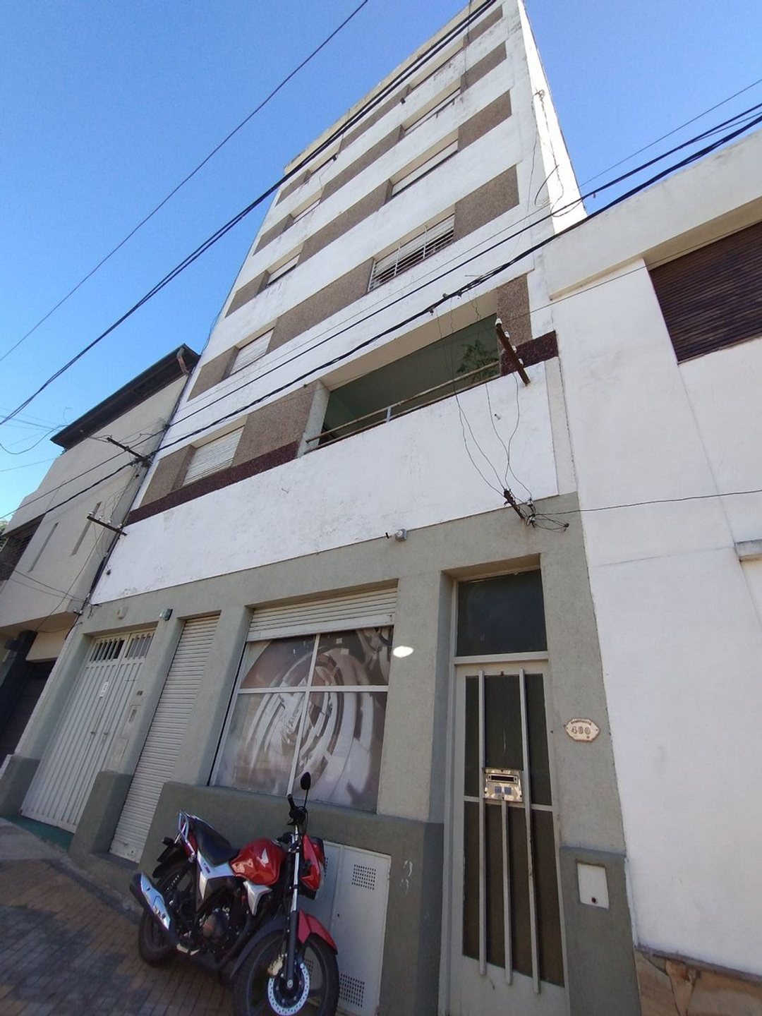 VENTA DEPARTAMENTO A METROS DE CLUB NAÚTICO Y RÍO