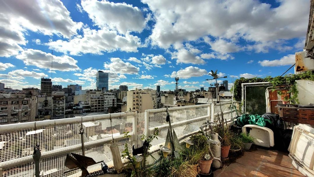 VENTA DEPTO 4 AMBIENTES BALCÓN ATERRAZADO LUMINOSO