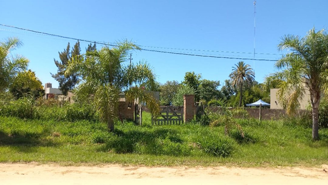 TERRENO EN JARDINES DE LA COSTA