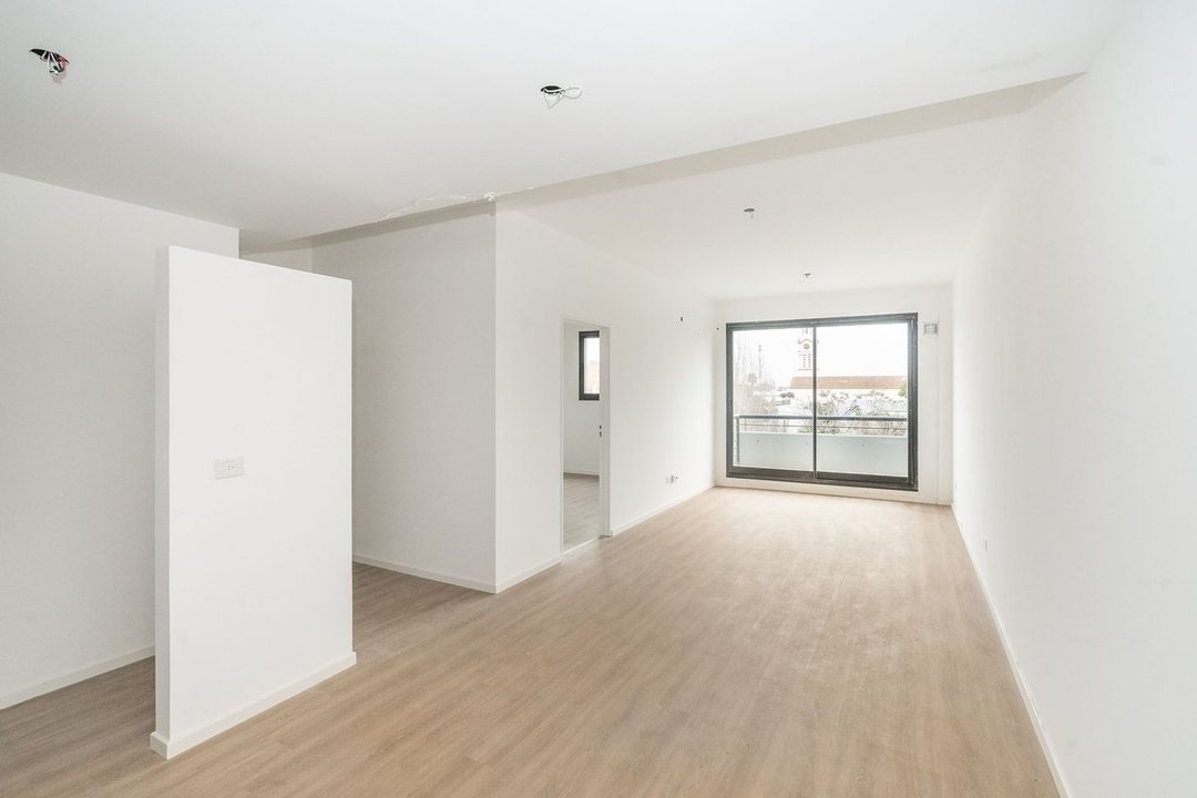 VENTA DEPTO 2 AMB CON BALCÓN Y TERRAZA