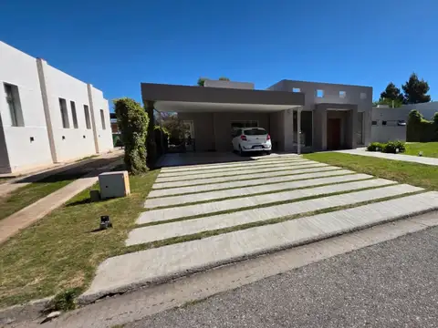 Casa en Venta en San Luis, Juan Martín de Pueyrredón