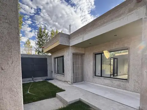 Casa en Venta en Allen, General Roca