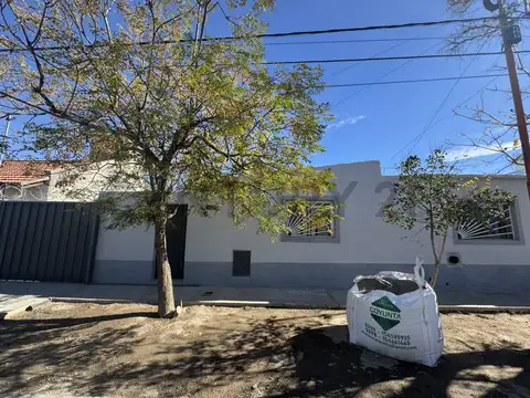 Casa en Venta en General Roca, Río Negro