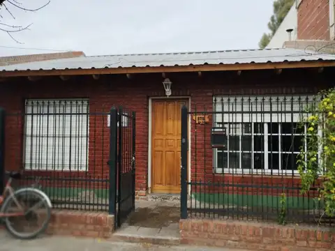 Casa en Alquiler en Neuquén, Confluencia