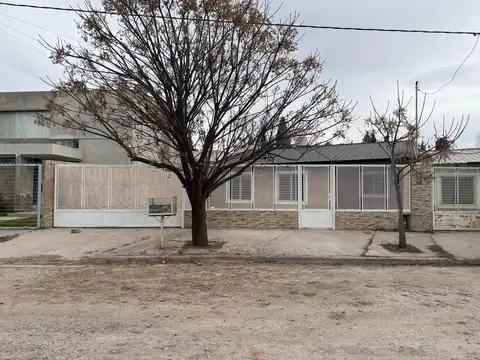 Casa en Venta en Centenario, Confluencia