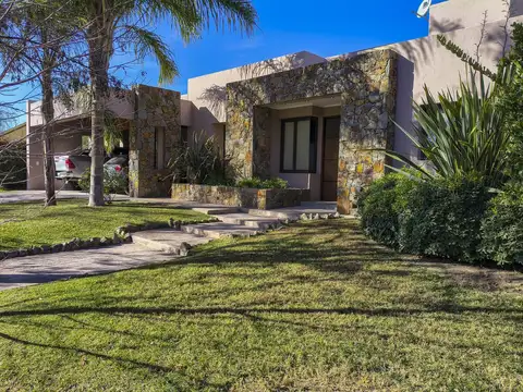 Casa en Alquiler en Maipú, Mendoza