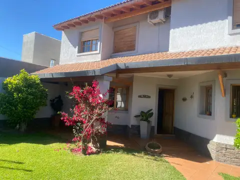 Casa en Venta en Maipú, Mendoza
