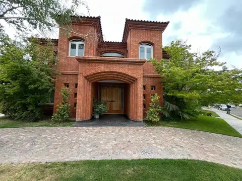 Casa en Venta en Godoy Cruz, Mendoza