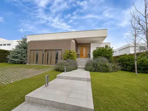 Casa en Venta en Lunlunta, Maipú