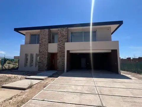 Casa en Venta en Carrodilla la Puntilla, Luján de Cuyo