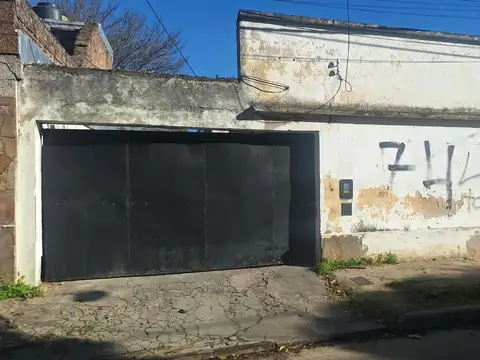 Cochera en Venta en Jorge Cura, Rosario