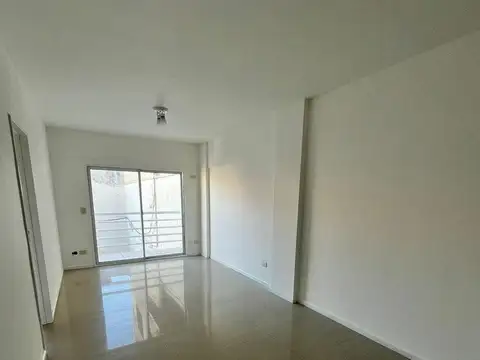 Departamento en Alquiler en Flores, CABA