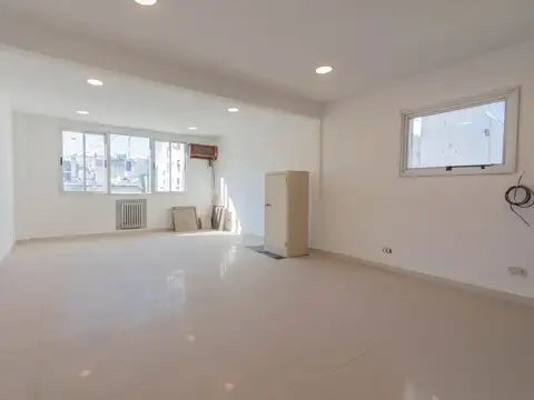 Oficina en Venta en Recoleta, CABA