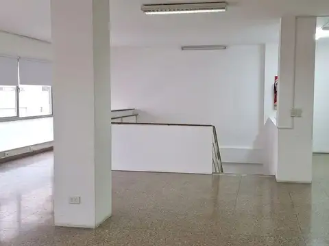 Oficina en Alquiler en Flores, CABA