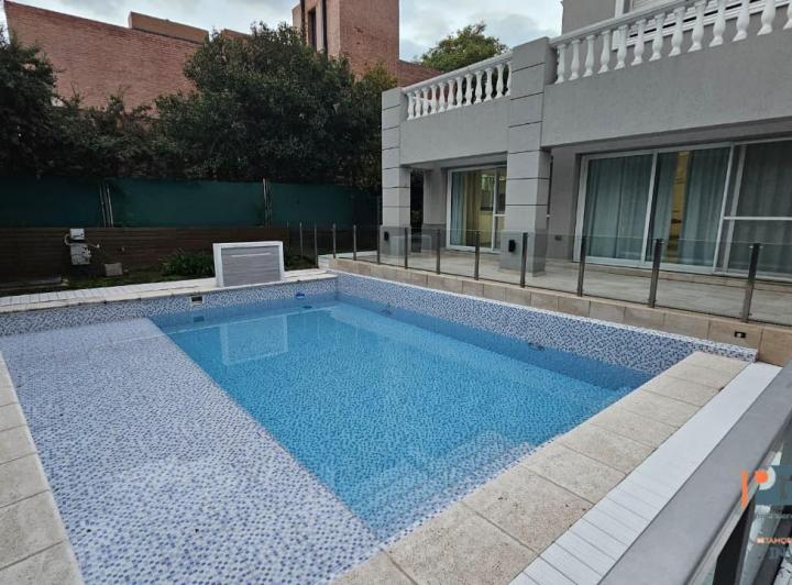 Casa · 600m² · 5 Ambientes