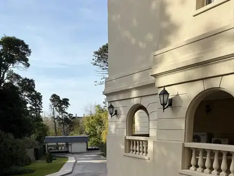 Departamento en Alquiler en Acassuso Libertador  /  Solis, Acassuso