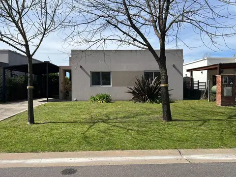 Casa en Alquiler en Pilar del Este - San Eduardo, Countries y Barrios Cerrados en Pilar