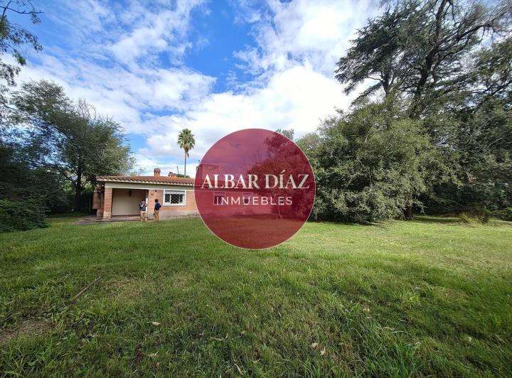 Casa · 223m² · 7 Ambientes · 1 Cochera